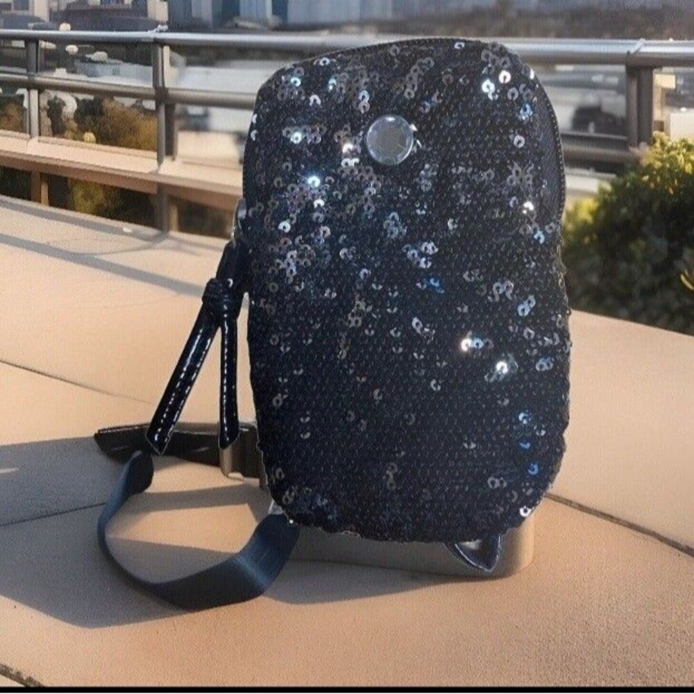 Bongo wristlet Black Sequins Party Nightclub Wallet Purse Festival Concert